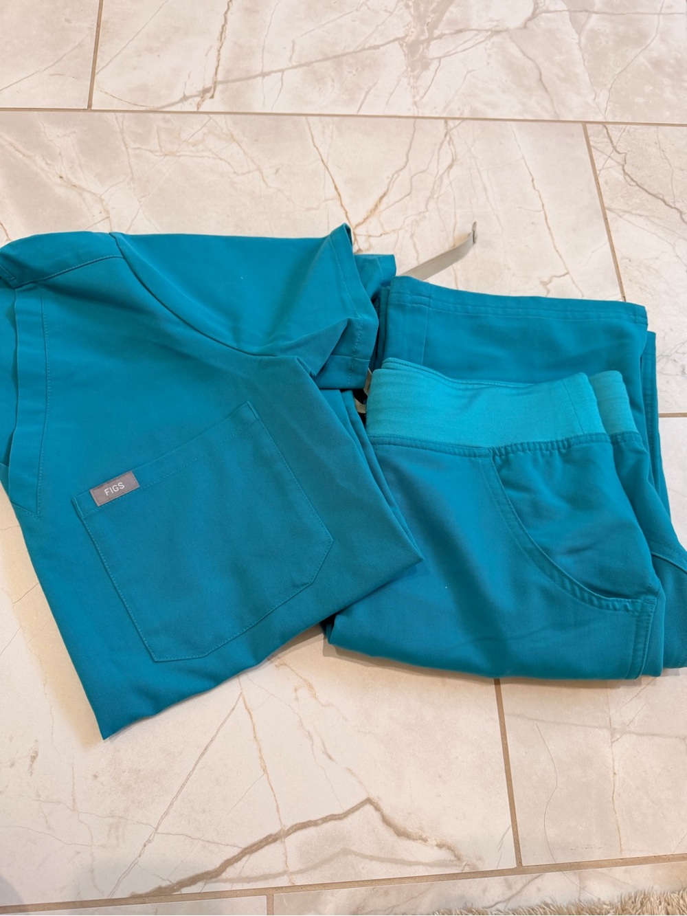 FIGS TEAL CATERINA XS/KADE CARGO XST